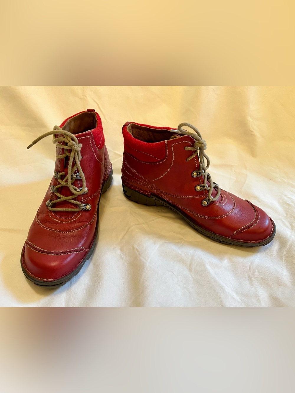 Josef Seibel Red Leather Lace-Up Ankle Boots